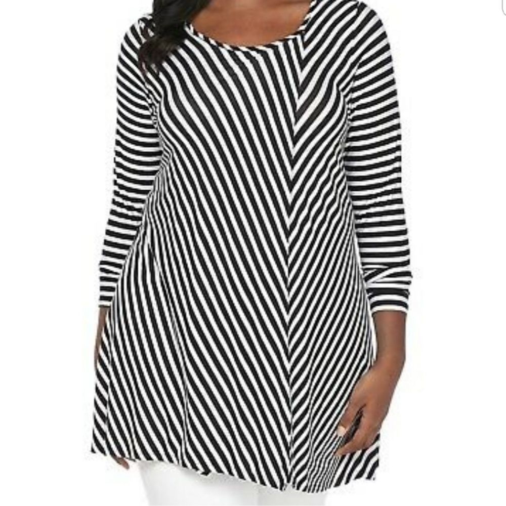 (NWT)New Dirctions high-low tunic top